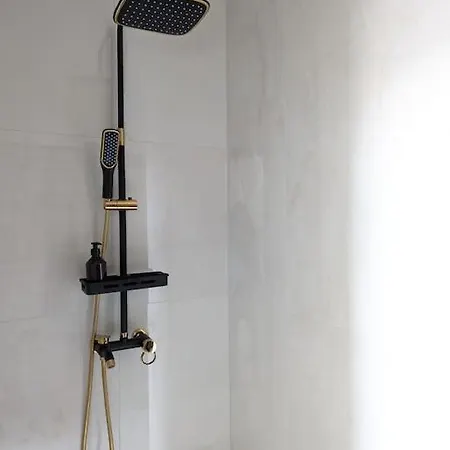 Vilipa-apartments No.5 I Baumwollspinnerei I Kunstkraftwerk - 75m² I Balkon I Smart-tv I Bad Mit Fussbodenheizung Leipzig